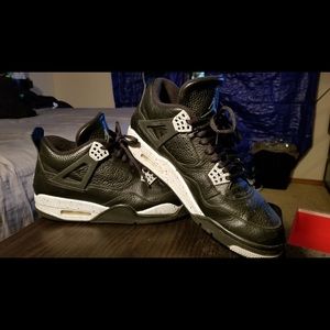 Retro Jordan Oreo 4's