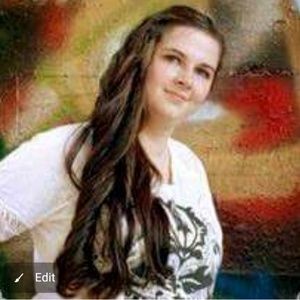 Meet your Posher, Bobbie