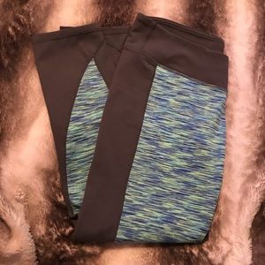 Fabletics blue and gray workout leggings