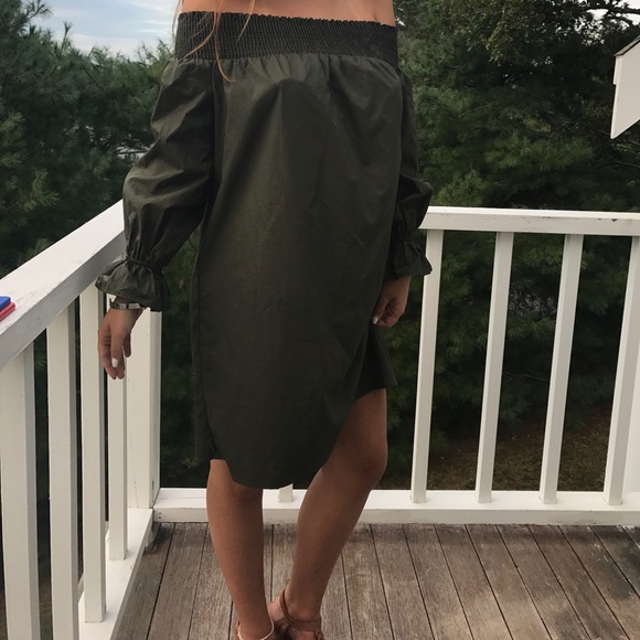 Too big, never worn, 100% cotton - Picture 2 of 3