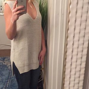 Forever 21 sleeveless sweater top
