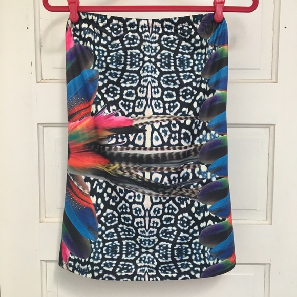 2 for $12 Worn Once Bright Abstract Print Tube Top - Picture 8 of 8