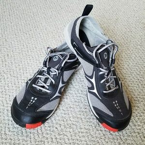 Merrell Women's Barefoot Dash Glove shoes