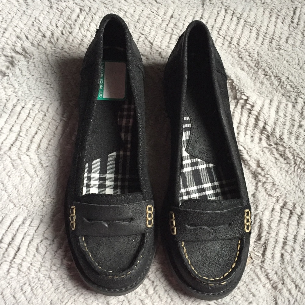 NWT GH Bass Leather Loafers