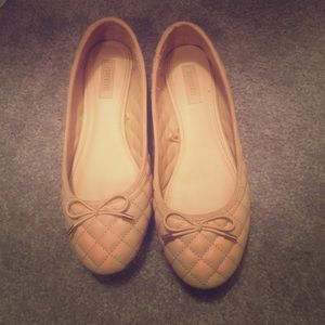 Forever 21 beige flats