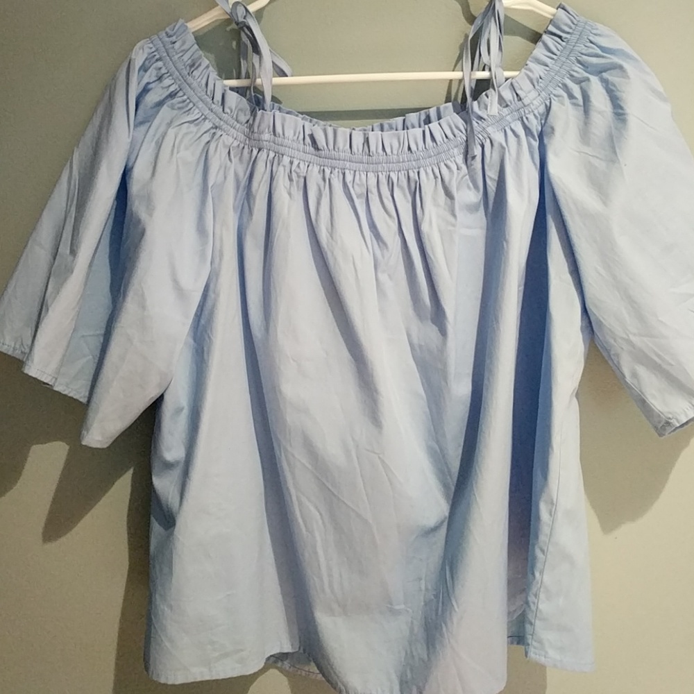 NWT H&M off shoulder top