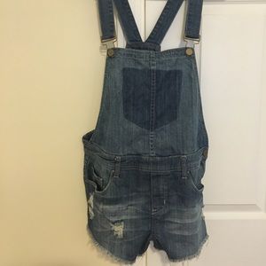 blanknyc distressed short overalls