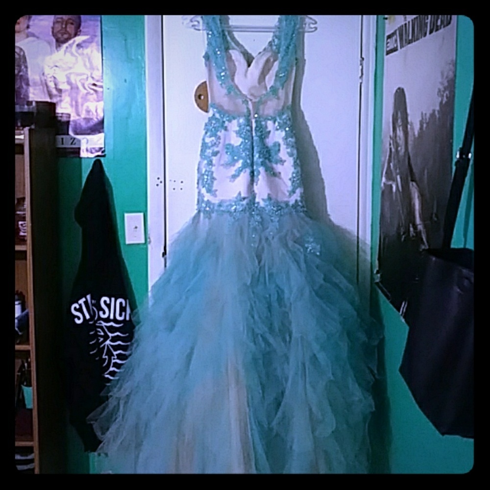 Prom dress