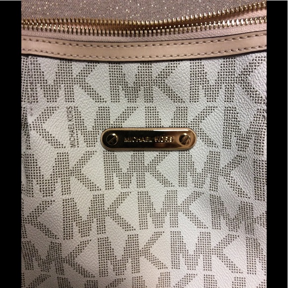 Michael Kors LG convertible vanilla shoulder bag - Picture 2 of 4