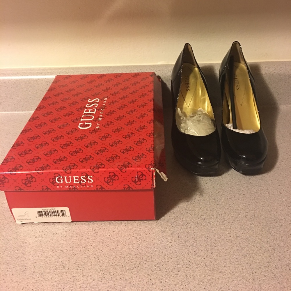 Guess Patent Leather Black Pumps Heels 7
