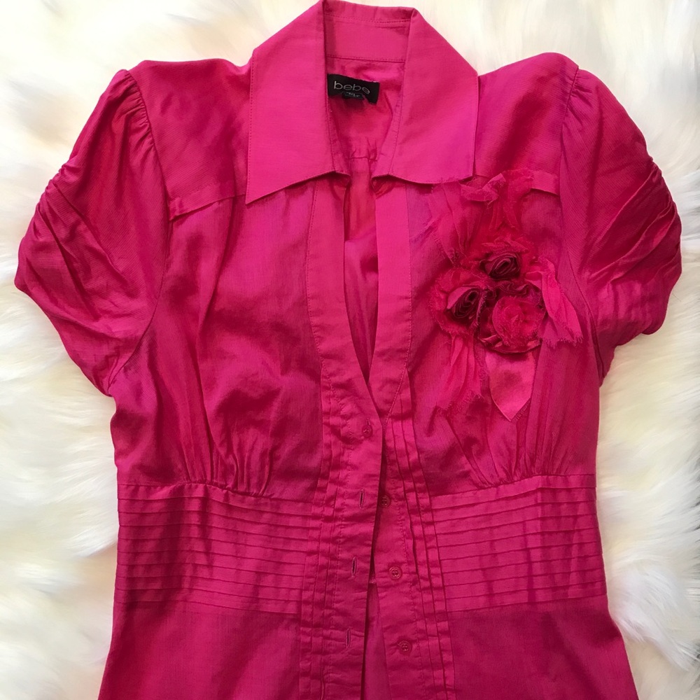 💕Bebe Top in Hot pink color