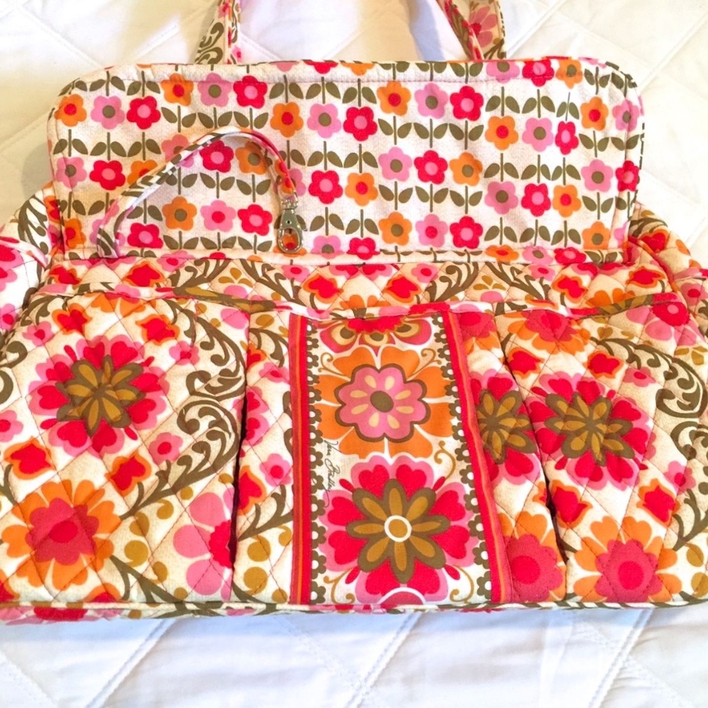 NWT Vera Bradley Baby Bag in Gorgeous Folkloric - Picture 4 of 8