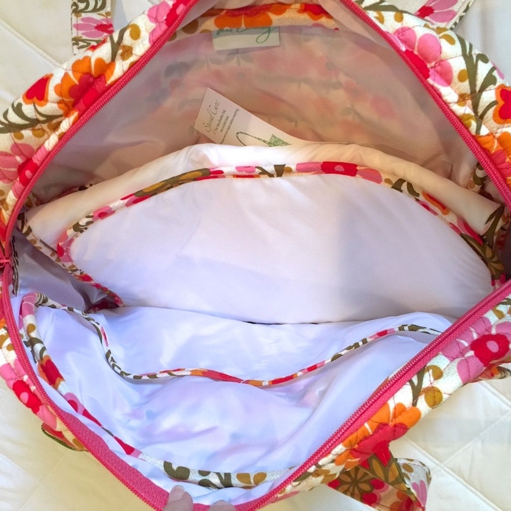 NWT Vera Bradley Baby Bag in Gorgeous Folkloric - Picture 7 of 8