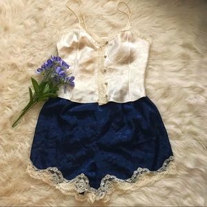 Victoria’s Secret • Vintage Sleepwear Set
