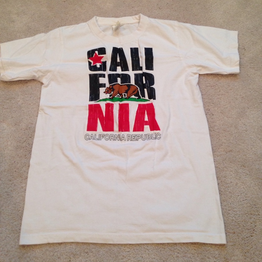 Cali Tee