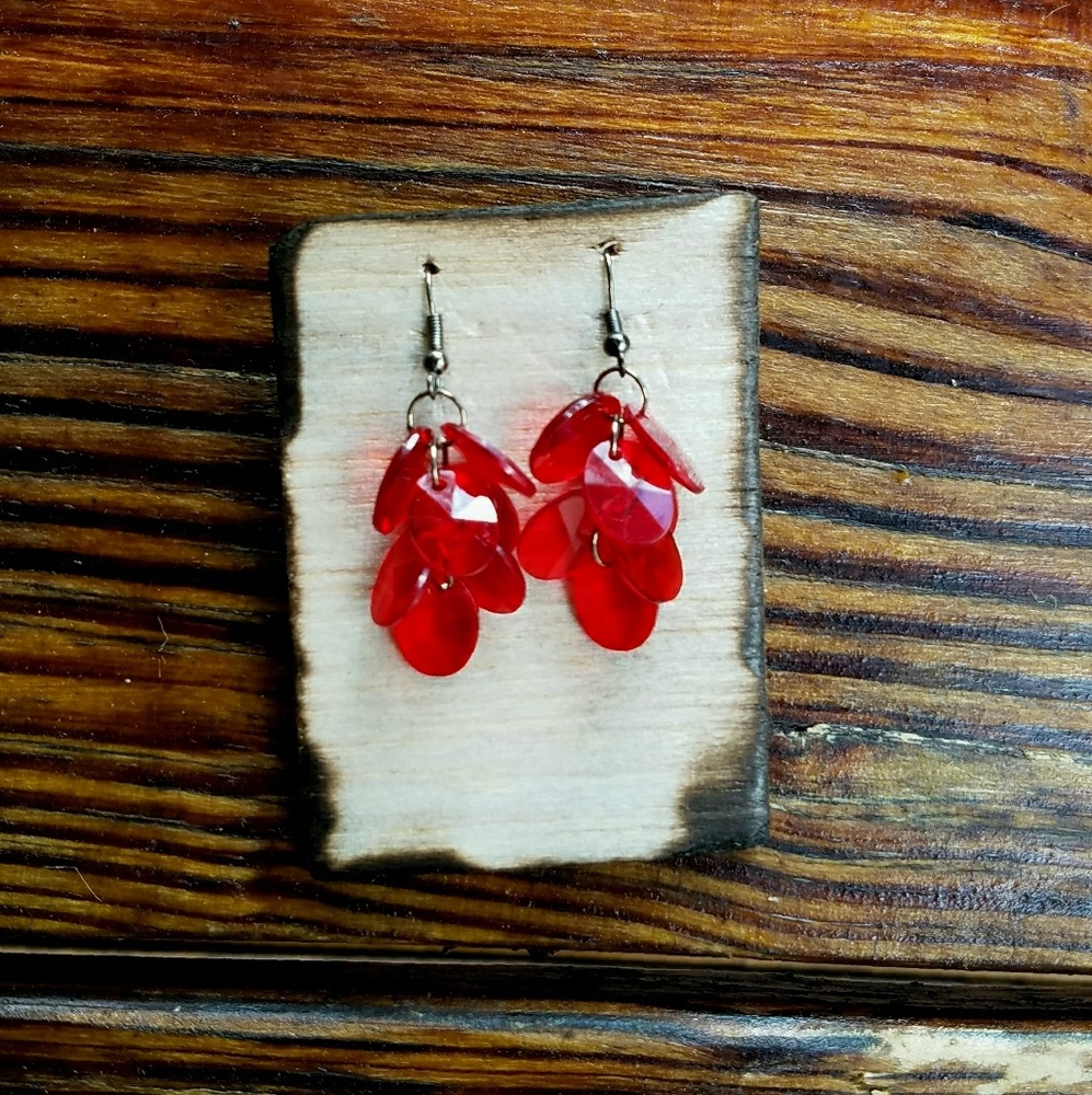 Handmade "Bella" Earrings in Red (Shortest)