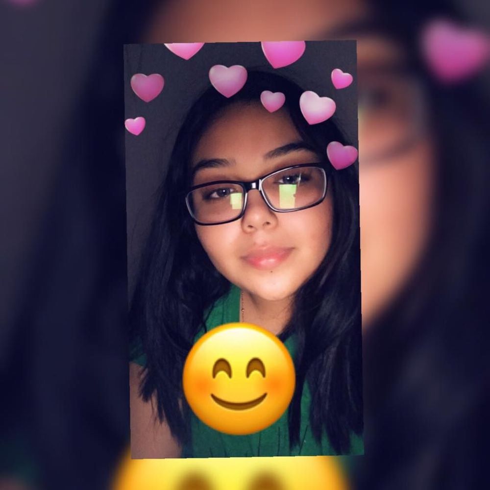 Meet your Posher, Crystal