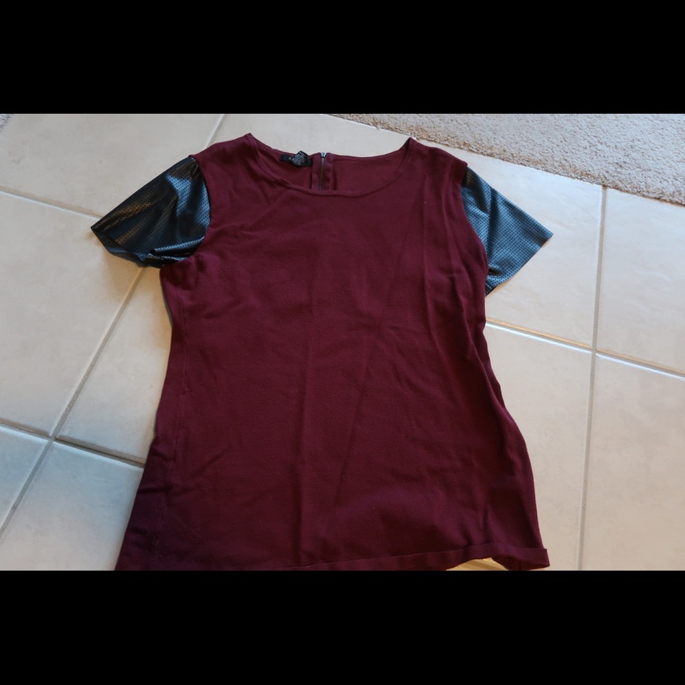 Alfani Red Knit top with faux leather sleeve