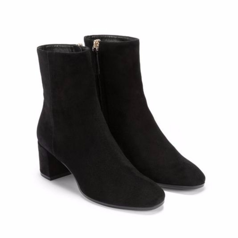 M.Gemi Italian black suede booties Size 8.5