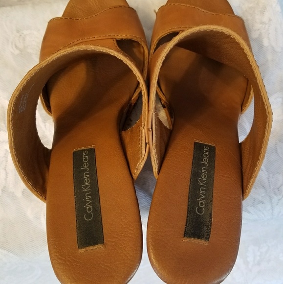 AUTHENTIC Calvin Klein platform mules - Picture 4 of 5
