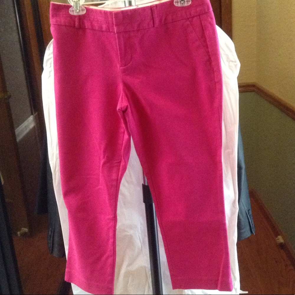 Banana Republic Capri in hot pink 10p