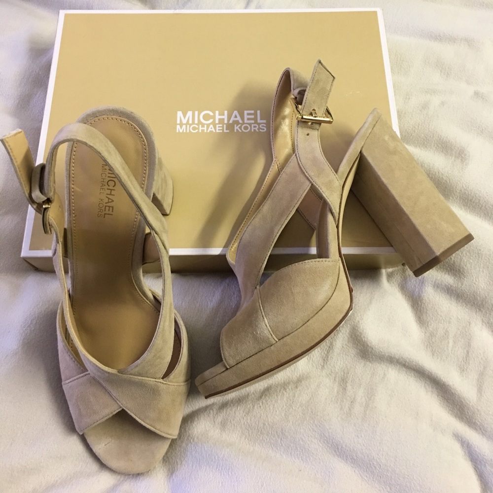 Brand new michael kors heels - Picture 3 of 6