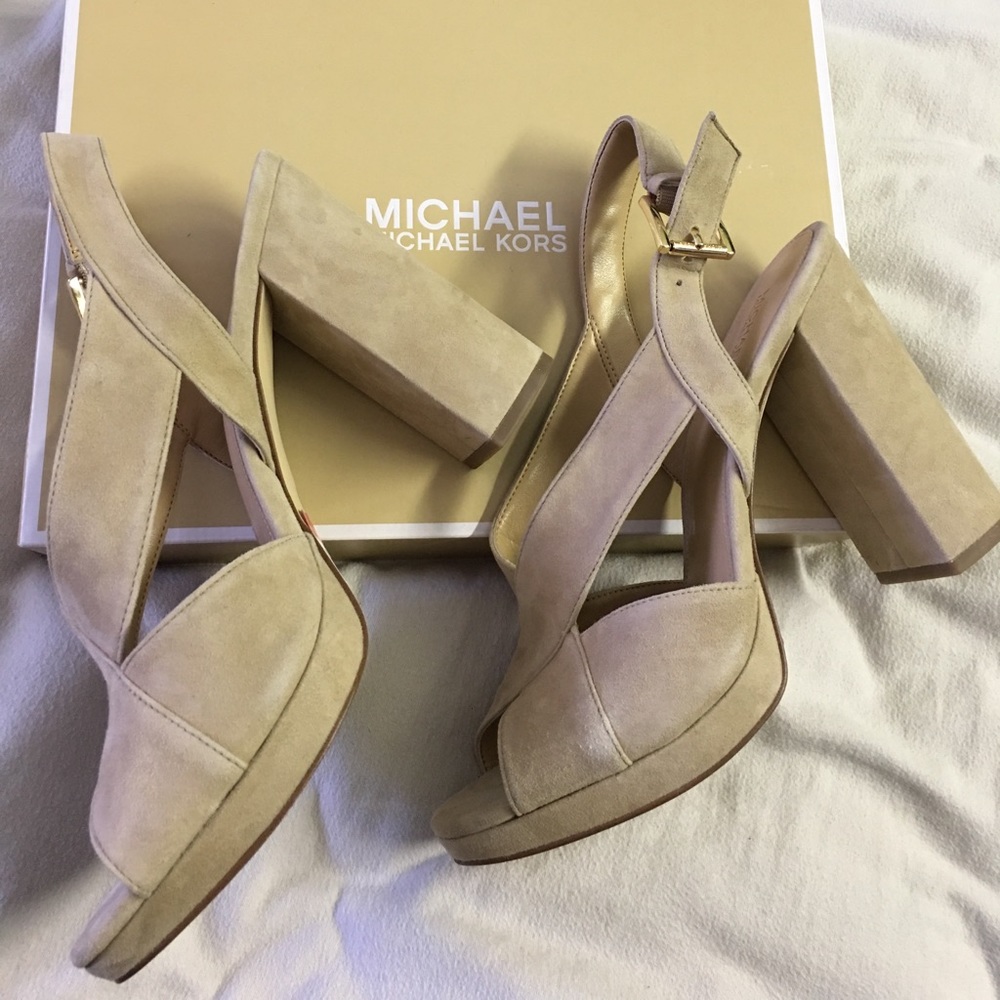 Brand new michael kors heels - Picture 4 of 6