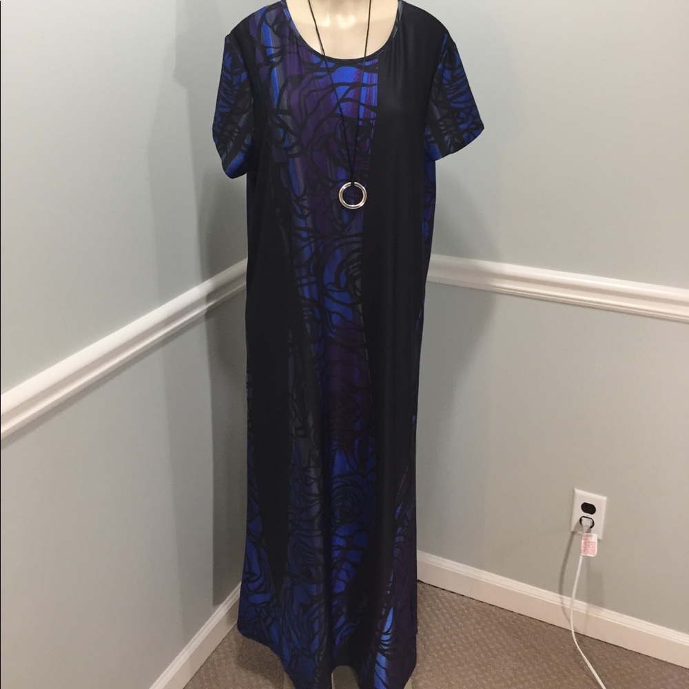 Long bohemian dress in purple and black