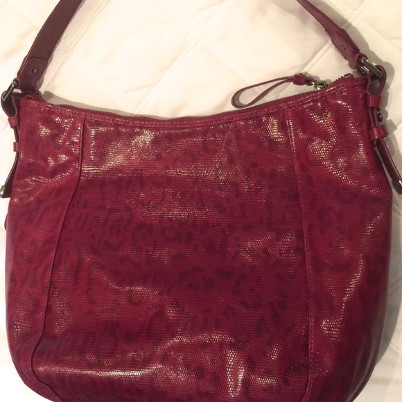 EUC COLE HAAN PARKER LEATHER HOBO Retail $348