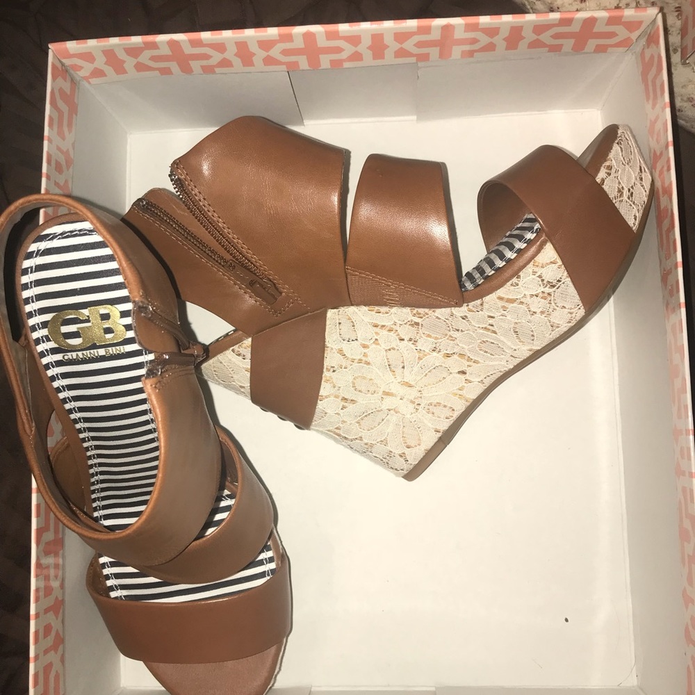 Gianni Bini wedge sandals