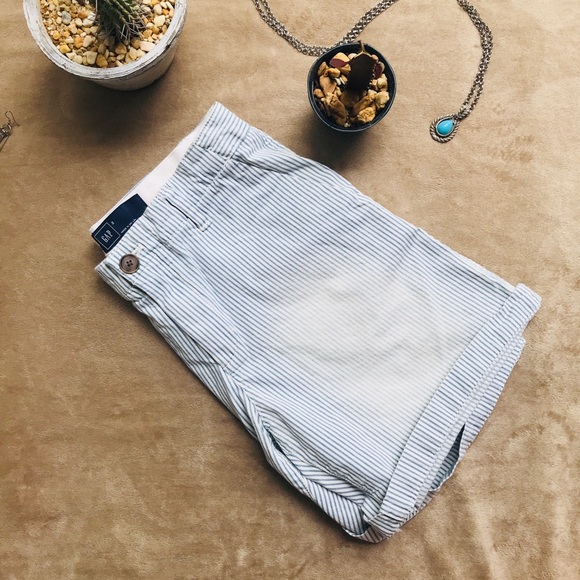 Gap Pinstriped Shorts - Picture 3 of 7