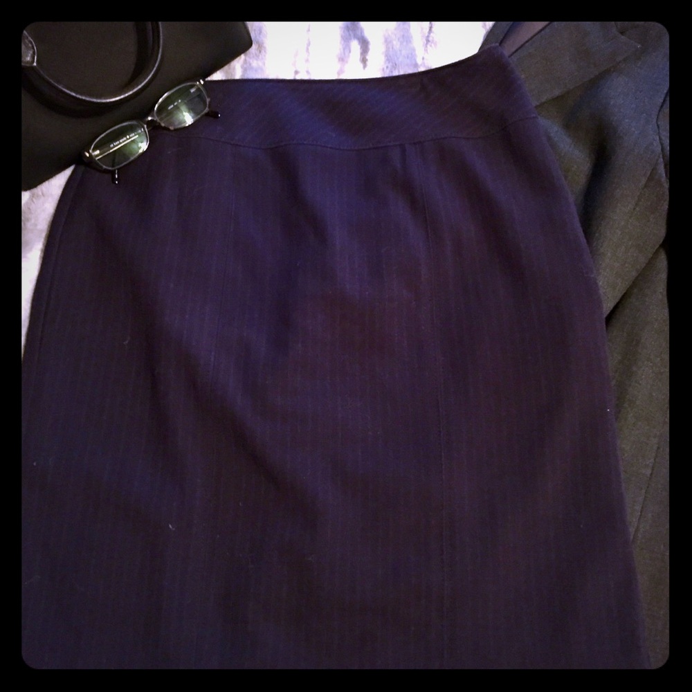 Worthington navy and grey pinstripe pencil skirt