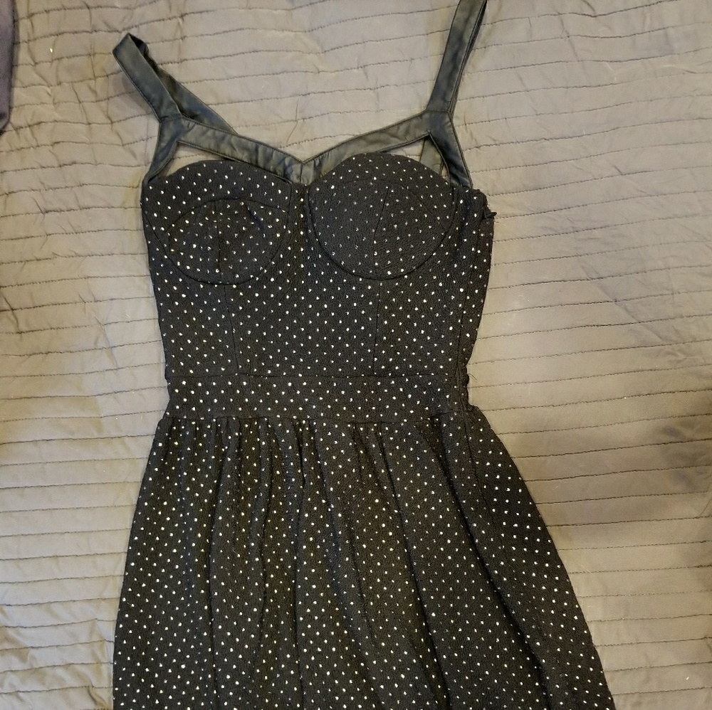 Cocktail party dress black and gold size small