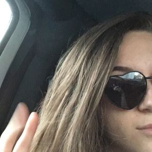 Meet your Posher, Katherine