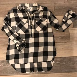 Black and white boyfriend flannel