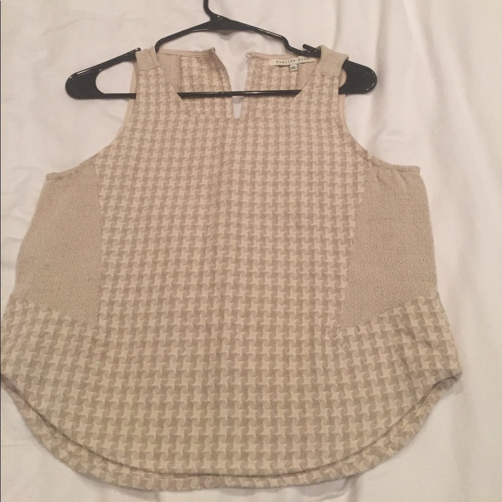 Super cute top! Worn one time! Great condition