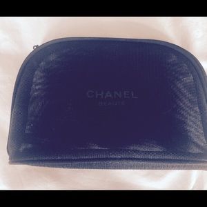 Small double mesh Chanel makeup bag