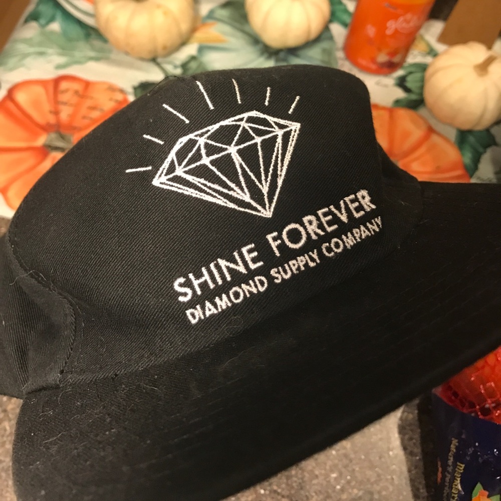 Diamond supply company hat