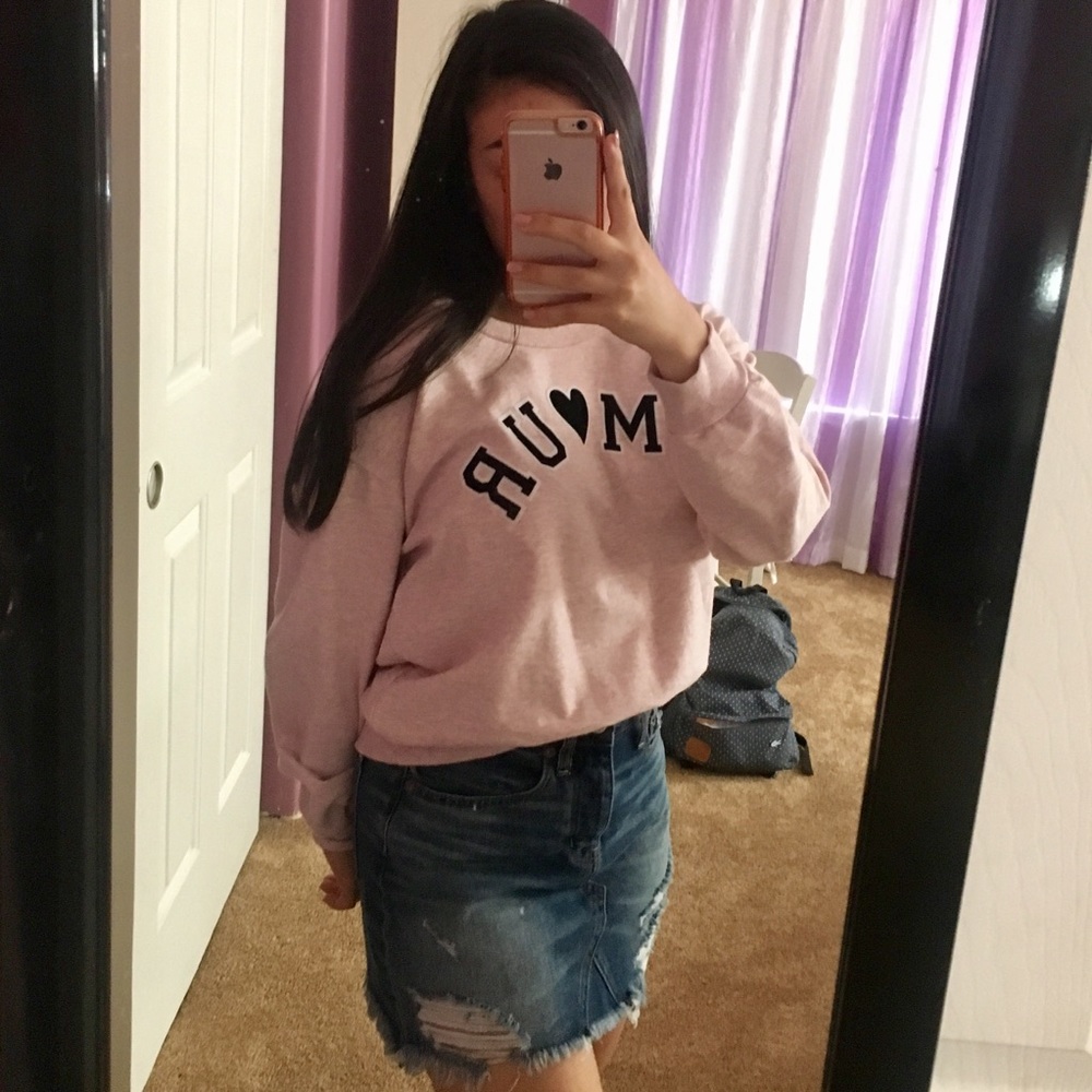 Divided AM❤️UR Sweater