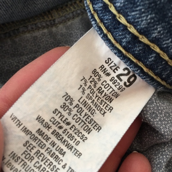 Level 99 crop leg flare w frayed edge Sz 29 - Picture 7 of 8