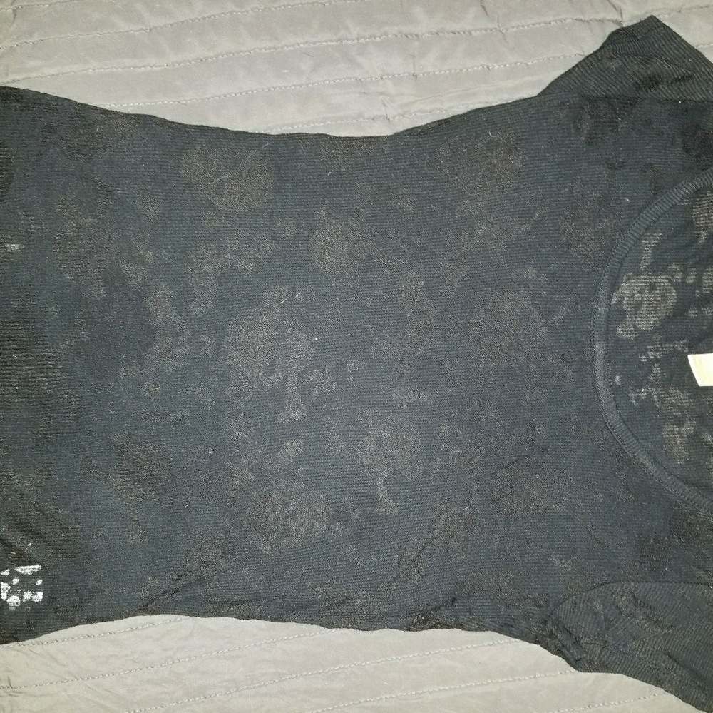 Skull shirt transparent size medium