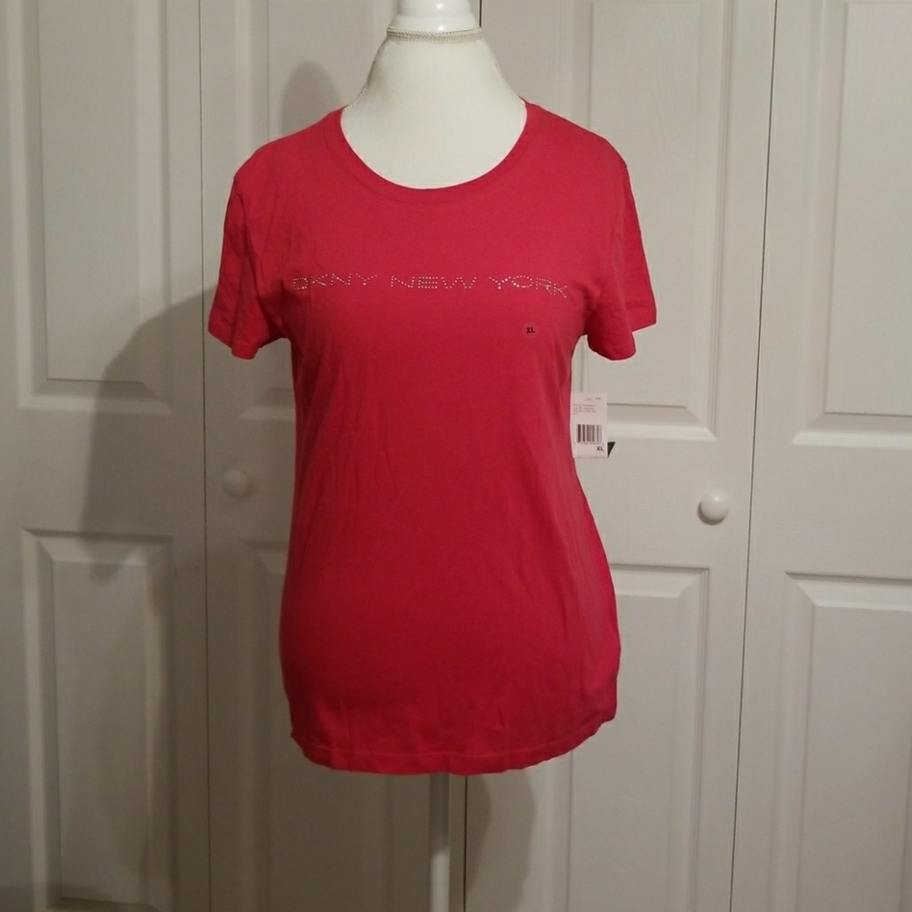 DKNY T-shirt
