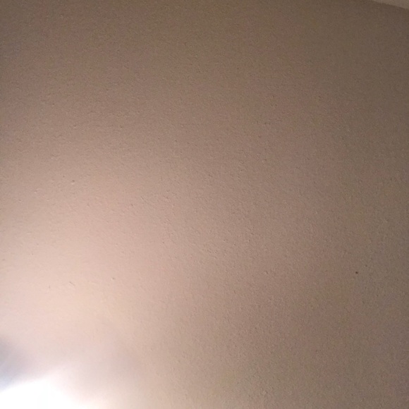 Meet your Posher, Biri - Picture 1 of 1