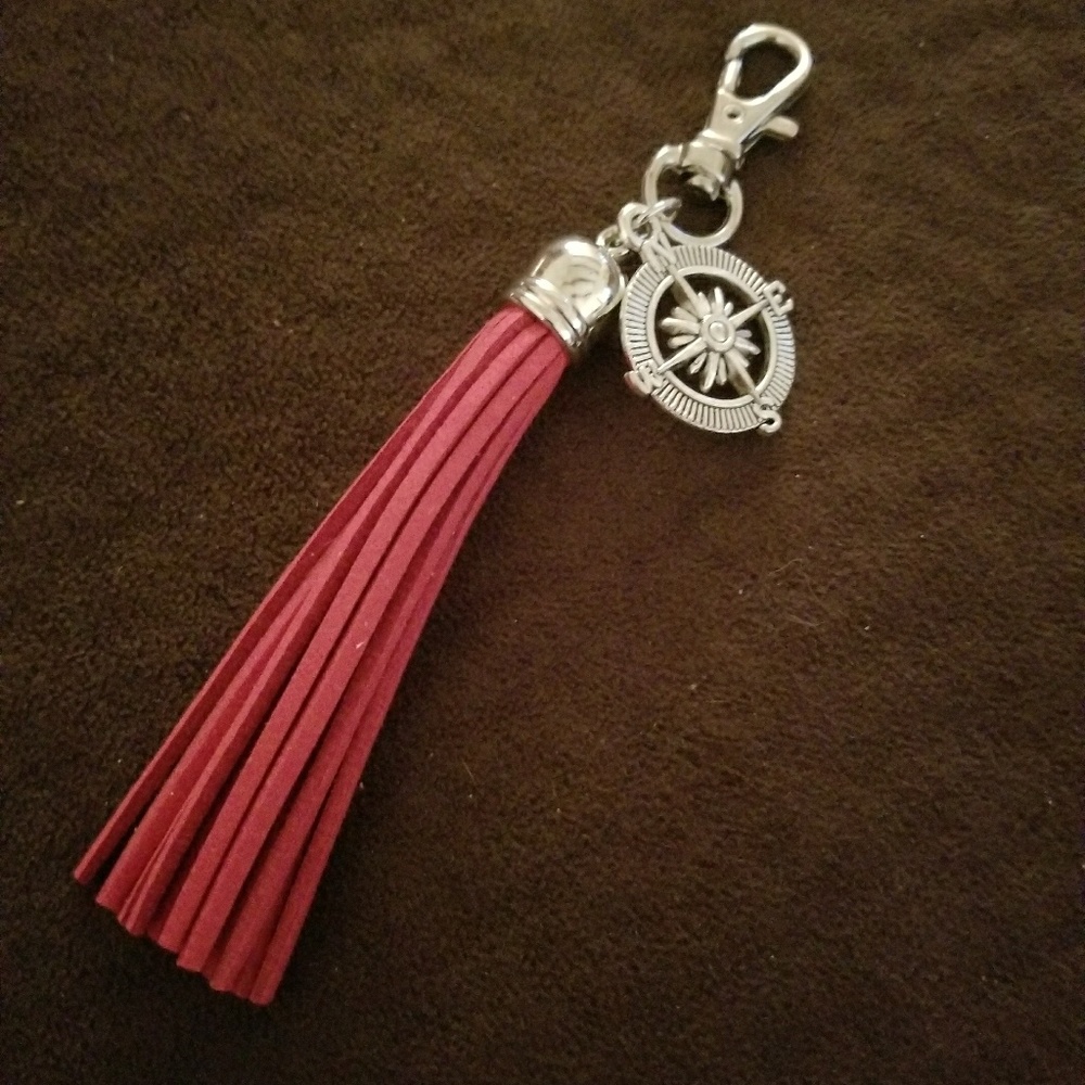 Keychain/purse charm with compass charm