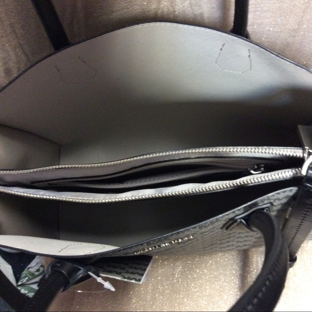 Michael Kors Mercer LG convertible tote Blk/Gry - Picture 4 of 4