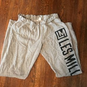 Les Mills sweatpants