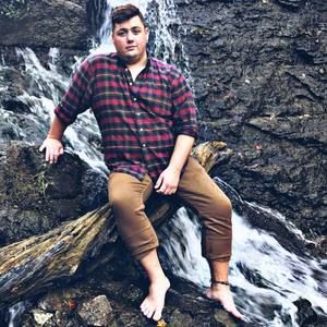 Meet your Posher, Cj