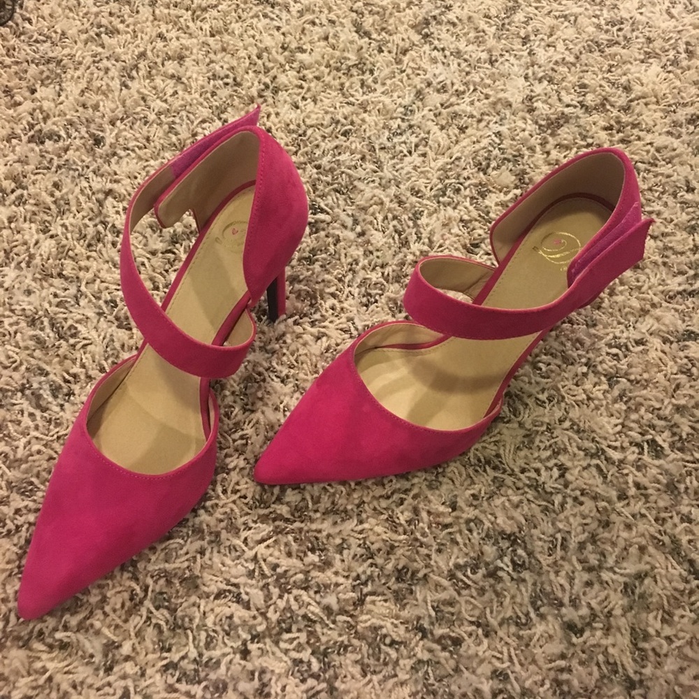 Pink heels