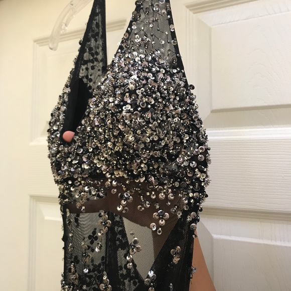 Silver and Black Gown - Picture 7 of 8