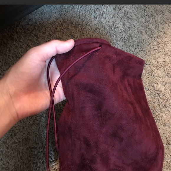 Burgundy knee high boots - Picture 4 of 5